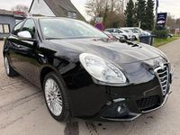 Gebraucht Alfa Romeo Giulietta Super 120 PS (88 kW) 2012 Schwarz Limousine