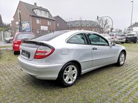 Gebraucht Mercedes C160 122 PS (89 kW) 2005 Iridiumsilber  metalliclack Coupé