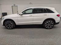 Gebraucht Mercedes GLC300 258 PS (189 kW) 2020 Polarweiss  uni SUV