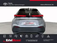 Gebraucht Toyota C-HR Team 140 PS (102 kW) 2025 Silver metallic / black (metallic) SUV