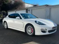Second-hand Porsche Panamera 250 CP (183 kW) 2012 Alb Hatchback