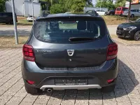 Gebraucht Dacia Sandero Comfort 90 PS (66 kW) 2017 Grau Kleinwagen