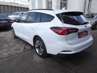 Gebraucht Ford Focus Cool & Connect 120 PS (88 kW) 2022 Weiß Kombi