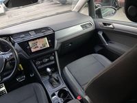 Gebraucht VW Touran S 150 PS (110 kW) 2021 Schwarz Van / Kleinbus