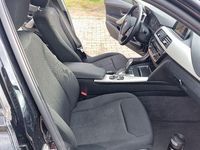 Gebraucht BMW 330 Advantage 258 PS (189 kW) 2015 Schwarz Kombi