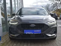 Używany Ford Focus ST-Line 155 KM (114 kW) 2024 Czerwony Kombi