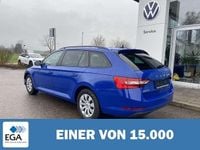 Gebraucht Skoda Superb 150 PS (110 kW) 2022 Blau Kombi
