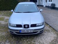 Second-hand Seat Leon 105 CP (77 kW) 2004 Argintiu Hatchback