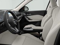 Gebraucht BMW X1 Comfort Edition 218 PS (160 kW) 2025 Orange SUV