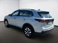 Gebraucht VW Tiguan Life 193 PS (141 kW) 2024 Silber oyster silver SUV