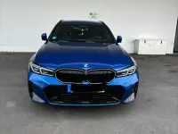 Gebraucht BMW 330e M Sport 292 PS (214 kW) 2024 Blau Kombi