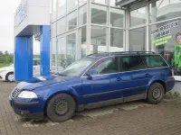 Gebraucht VW Passat 131 PS (96 kW) 2004 Blau Kombi