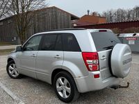Gebraucht Suzuki Grand Vitara 129 PS (94 kW) 2008 Weiß SUV