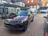 Używany VW Touareg Executive 262 KM (192 kW) 2017 Czerwony SUV