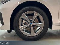 Gebraucht BMW 218 Active Tourer Sport Line 150 PS (110 kW) 2024 Weiß Van / Kleinbus