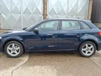 Gebraucht Audi A3 Comfort 131 PS (96 kW) 2019 Blau Limousine