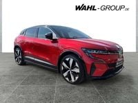 Używany Renault Megane E-Tech Techno 160 kW (218 KM) 2023 Czerwony Sedan/Limuzyna