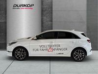 Gebraucht Kia Ceed Style 140 PS (102 kW) 2025 (wd) cararraweiss Kleinwagen