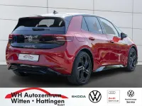 Gebraucht VW ID.3 GTX 239 kW (326 PS) 2025 Kings red metallic Kleinwagen