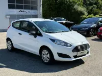 Gebraucht Ford Fiesta Ambiente 60 PS (44 kW) 2016 Weiß Kleinwagen