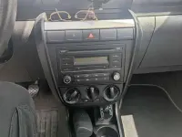 Gebraucht VW Fox Style 54 PS (39 kW) 2010 Weiß Kleinwagen