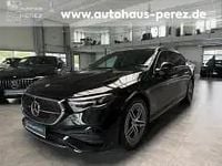 Usado Mercedes E220 AMG 197 CV (144 kW) 2024 Negro Familiar
