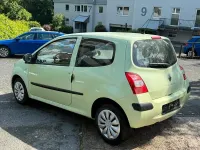 Gebraucht Renault Twingo 58 PS (42 kW) 2009 Gelb Kleinwagen