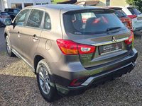 Gebraucht Mitsubishi ASX Active 117 PS (86 kW) 2019 Granitbraun (metallic) SUV