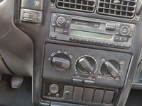 Second-hand VW Caddy 60 CP (44 kW) 2003 Alb Monovolum