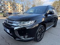 Gebraucht Mitsubishi Outlander P-HEV Plus 121 PS (88 kW) 2017 Schwarz SUV