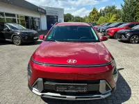 Gebraucht Hyundai Kona Trend 120 PS (88 kW) 2024 Rot SUV