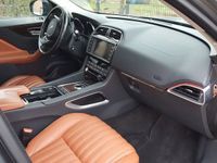 gebraucht Jaguar F-Pace 30d AWD Portfolio Automatik Portfolio