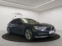 Gebraucht BMW 750 Sport Line 449 PS (330 kW) 2017 Blau Limousine