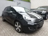 Gebraucht Kia Rio Platinum Edition 109 PS (80 kW) 2014 Schwarz Limousine