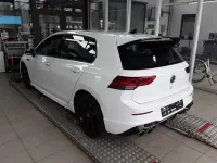 Gebraucht VW Golf VIII R 333 PS (244 kW) 2023 Weiß Limousine