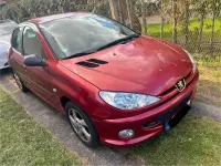 Gebraucht Peugeot 206 110 PS (80 kW) 2007 Rot Kleinwagen