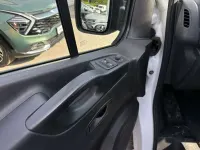 Gebraucht Renault Trafic Komfort 145 PS (106 kW) 2021 Arktisweiß Van / Kleinbus