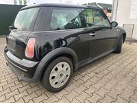 Gebraucht Mini ONE 90 PS (66 kW) 2003 Schwarz Kleinwagen