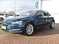 Gebraucht Skoda Superb Style 190 PS (139 kW) 2022 Lavablau metallic Limousine