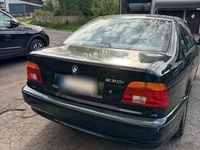 Second-hand BMW 530 231 CP (169 kW) 2002 Verde Berlinǎ