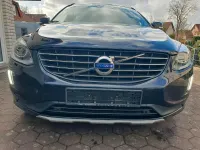 Gebraucht Volvo XC60 Momentum 150 PS (110 kW) 2016 Blau SUV