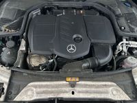 Gebraucht Mercedes C300e 194 PS (142 kW) 2021 Schwarz Kombi