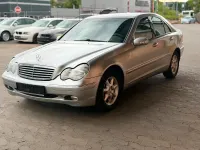 Gebraucht Mercedes C180 Elegance 129 PS (94 kW) 2000 Silber Limousine