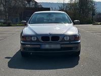 Gebraucht BMW 530 190 PS (139 kW) 2000 Grau Limousine