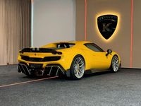 Second-hand Ferrari 296 829 CP (609 kW) 2022 Galben