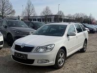 Gebraucht Skoda Octavia Elegance 105 PS (77 kW) 2013 Candyweiss Kombi