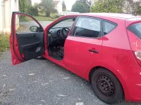 Gebraucht Hyundai i30 Classic 109 PS (80 kW) 2008 Rot Limousine