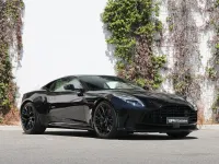 Gebraucht Aston Martin DB12 680 PS (500 kW) 2025 Schwarz