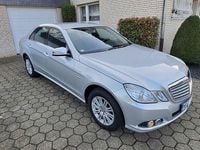 Gebraucht Mercedes E200 Elegance 184 PS (135 kW) 2009 Silber Limousine