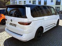 Gebraucht VW Multivan Edition 150 PS (110 kW) 2023 Candyweiss Van